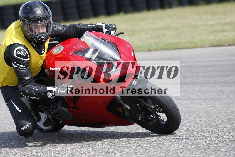 Archiv-2025/07 19.04.2025 Speer Racing ADR/Instruktorentraining/14